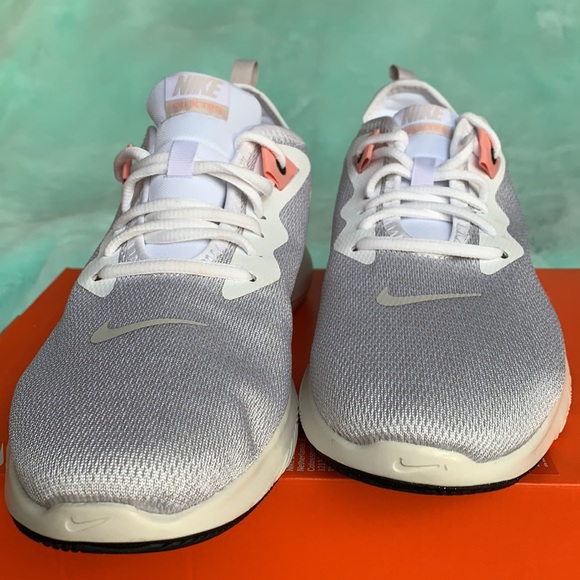 NIKE WMNS FLEX TRAINER 9 - Picture 12 of 16
